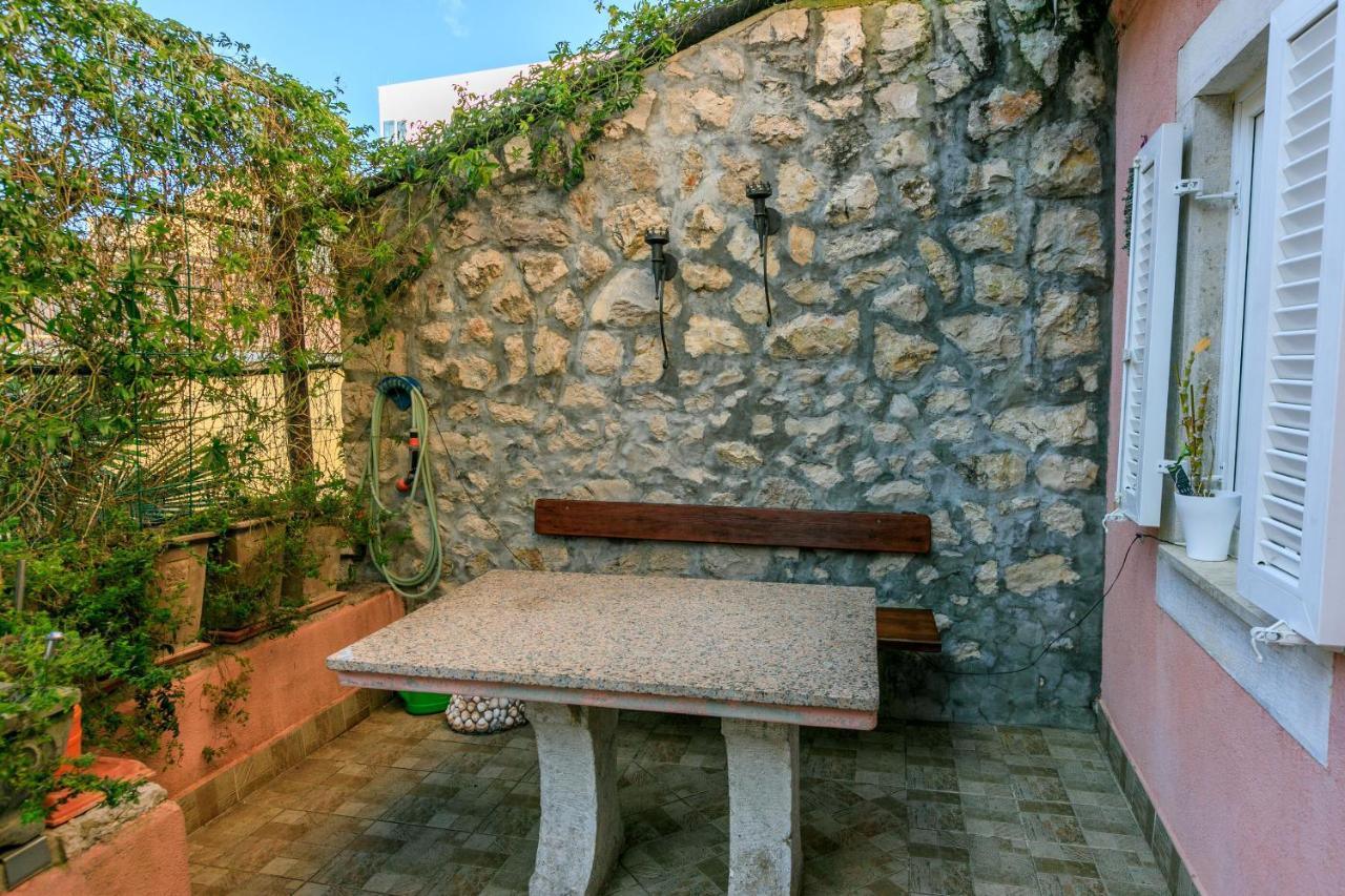 Apartments Villa 7 Crikvenica Exterior photo