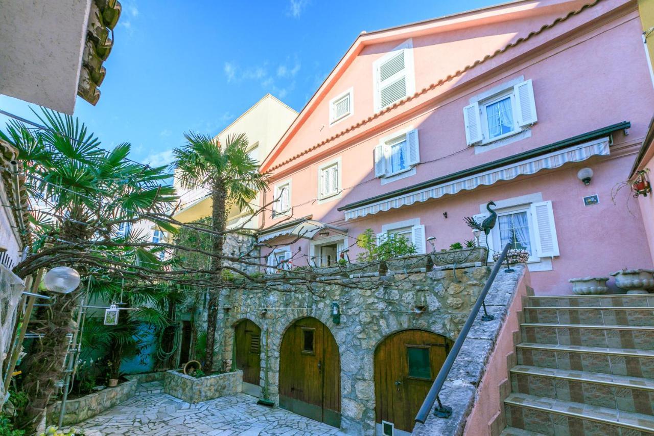 Apartments Villa 7 Crikvenica Exterior photo